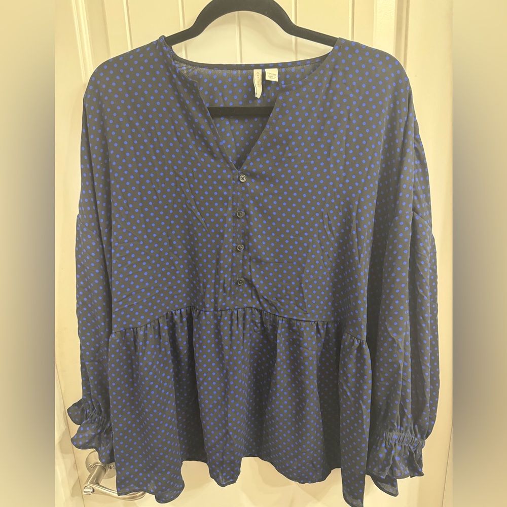 Cato Plus Size 22/24 Black and Blue Polka Dot Peplum Top